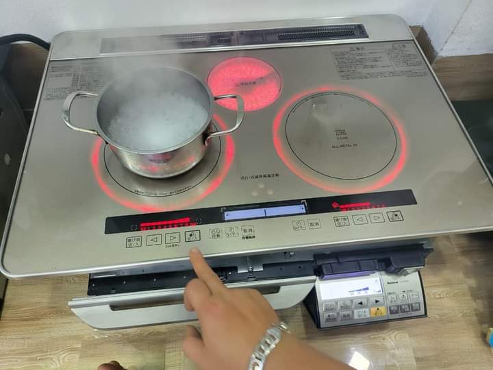 Địa chỉ tin cậy - Sửa chữa bếp từ Panasonic uy tín, xử lý lỗi H31, H32, H33 dễ dàng nhanh chóng