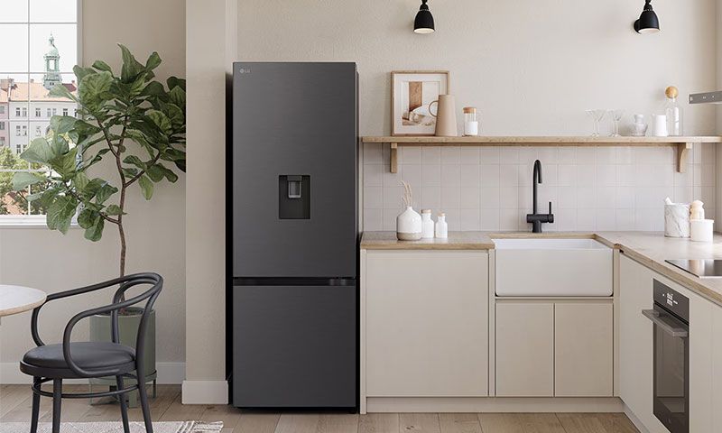 Sửa tủ lạnh LG không lạnh ở Hà Nội nhanh gọn - Địa chỉ đáng tin cậy bạn cần biết