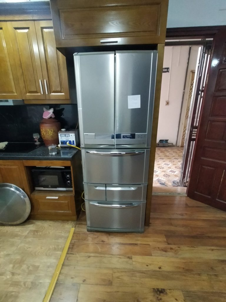 sửa tủ lạnh toshiba nội địa