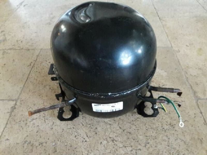 Giá thay lốc tủ lạnh Hitachi