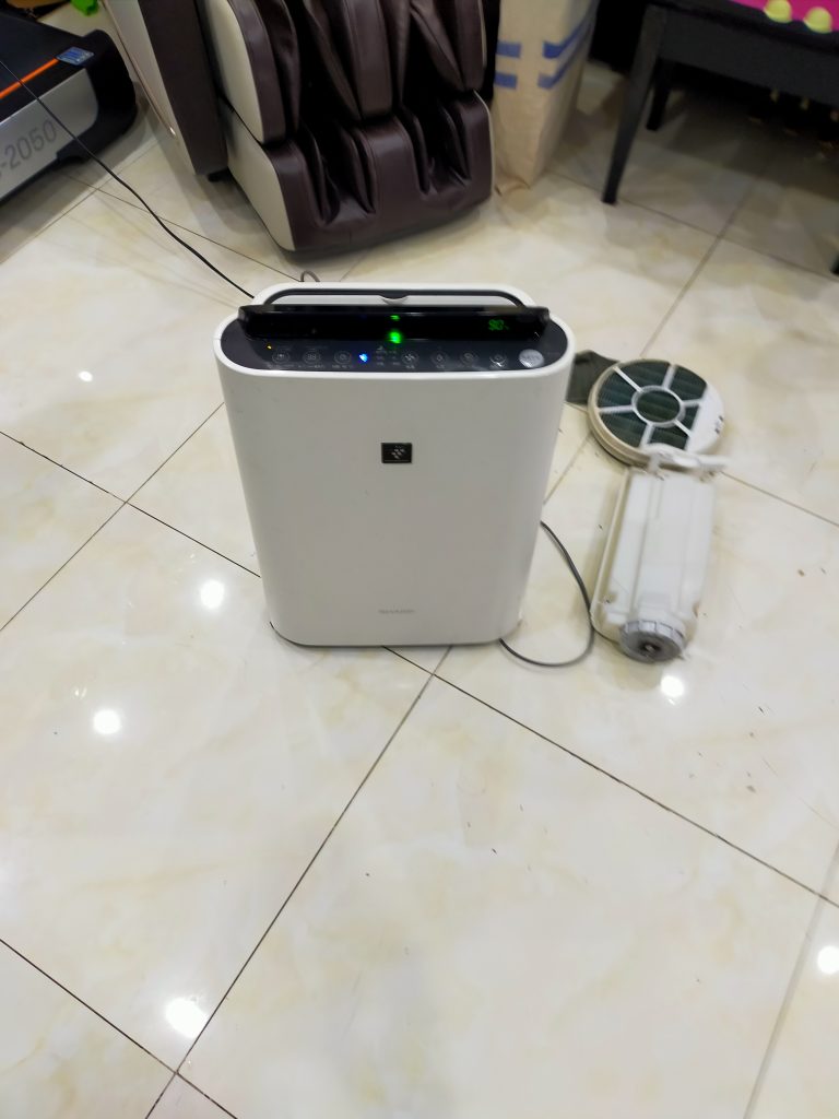 Sửa máy lọc không khí sharp nội địa Nhật cắm nhầm điện 220v