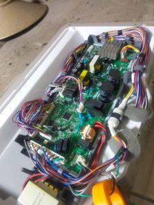 Sua Mach Dien Tu Lanh Hitachi Gia Thay Mach Dien Tu Lanh Hitachi Tu Lanh Hitachi Nhay Den Bao Loi 651174660e5d7.jpg