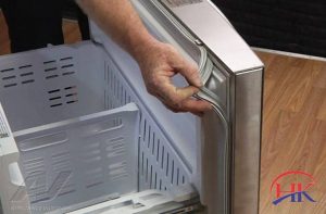 Thay Gioang Tu Lanh Hitachi Ky Thuat Hieu Qua 652d4bc99f6ff.jpg