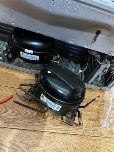 Nap Gas Tu Lanh Hitachi 6 Canh Mat Guong Noi Dia Nhat Huong Dan Chi Tiet 66559ceb64184.jpg