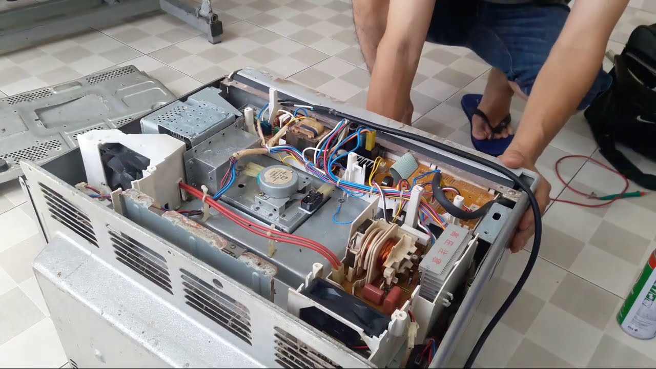 Sửa lò vi sóng Hitachi nội địa nhật báo lỗi H56 - Khám phá giải pháp và mẹo sử dụng an toàn