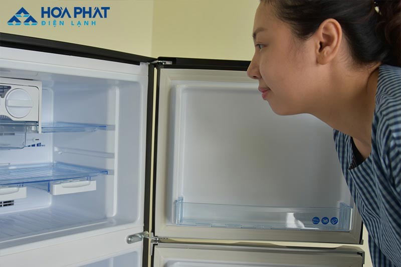 Loc Tu Lanh Bi Nong Nguyen Nhan Cach Khac Phuc Hieu Qua Va Nhung Luu Y Quan Trong 6968e9c3619d1.jpg